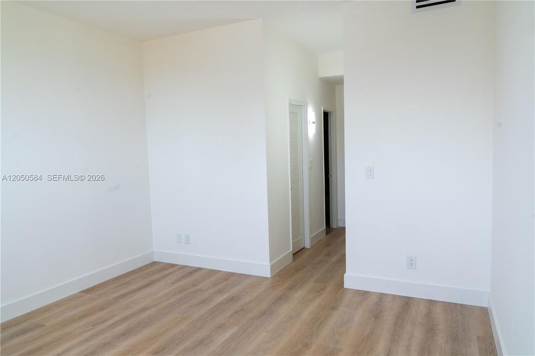 En Renta: $3,000 (1 camas, 1 baños, 1000 Pies cuadrados)