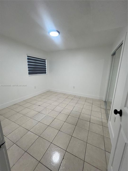 For Rent: $1,990 (2 beds, 1 baths, 741 Square Feet)