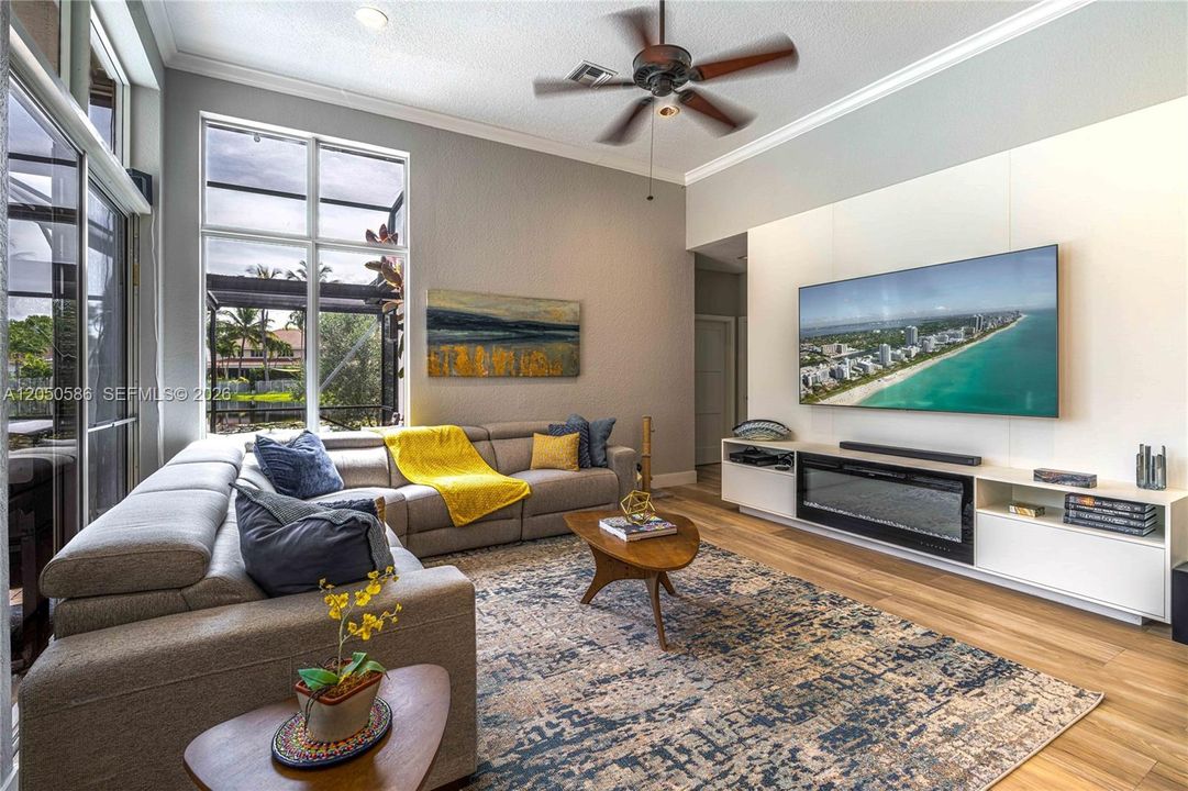 For Sale: $1,285,000 (5 beds, 3 baths, 2986 Square Feet)