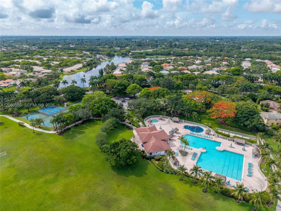 For Sale: $1,285,000 (5 beds, 3 baths, 2986 Square Feet)