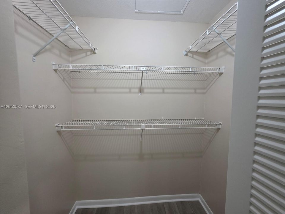 For Rent: $1,850 (2 beds, 2 baths, 809 Square Feet)