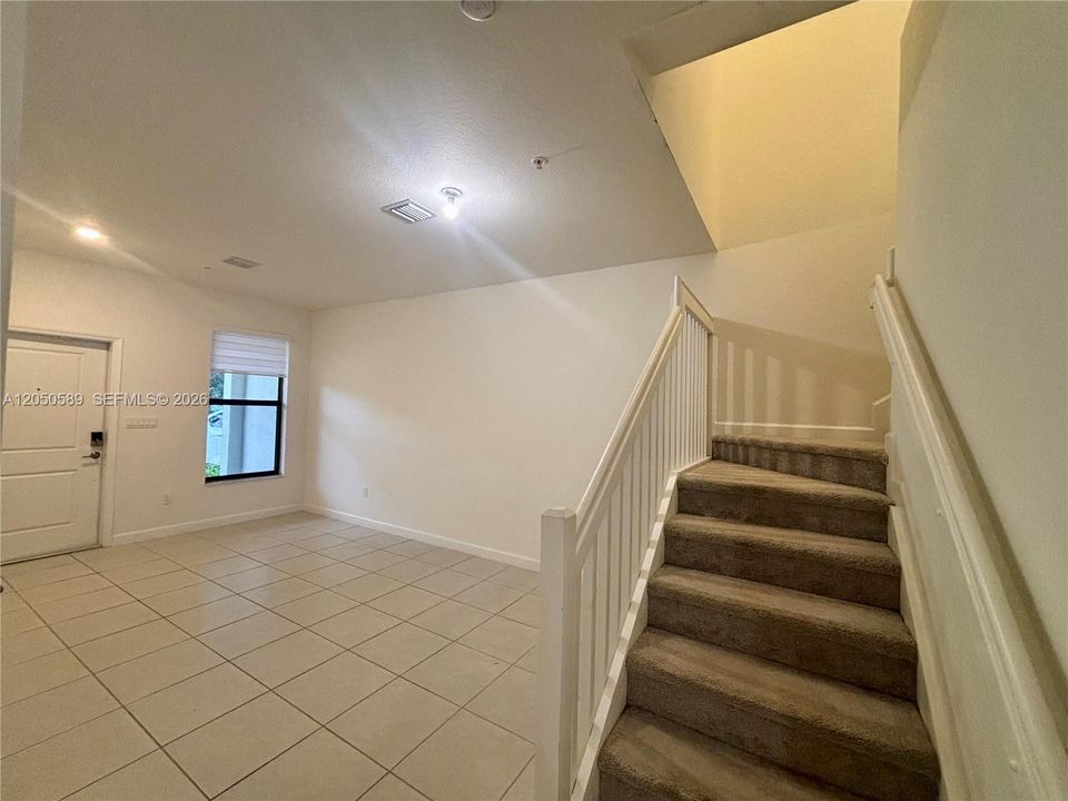 En Venta: $610,000 (3 camas, 2 baños, 1888 Pies cuadrados)