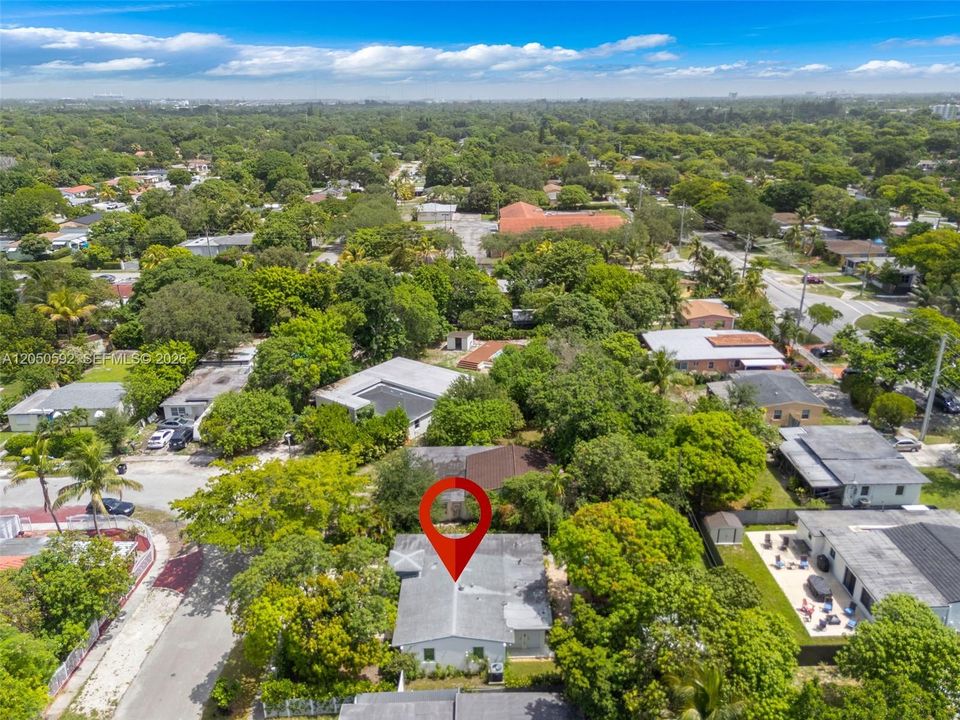 For Sale: $699,000 (4 beds, 3 baths, 1390 Square Feet)