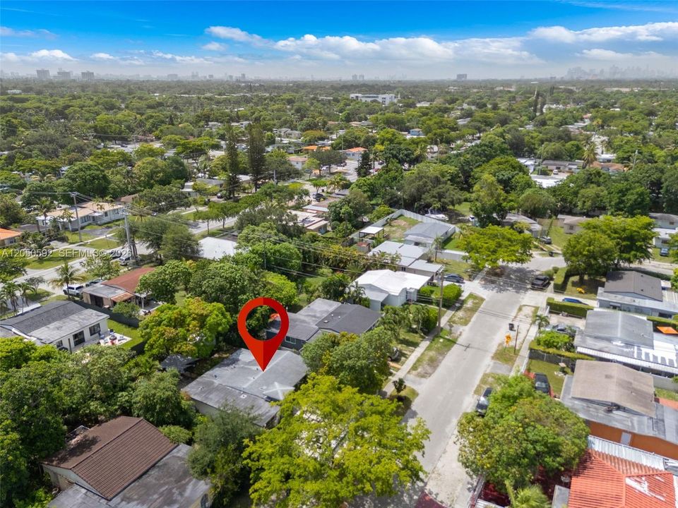 For Sale: $699,000 (4 beds, 3 baths, 1390 Square Feet)