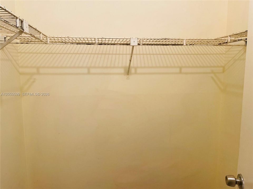 For Rent: $1,475 (1 beds, 1 baths, 606 Square Feet)
