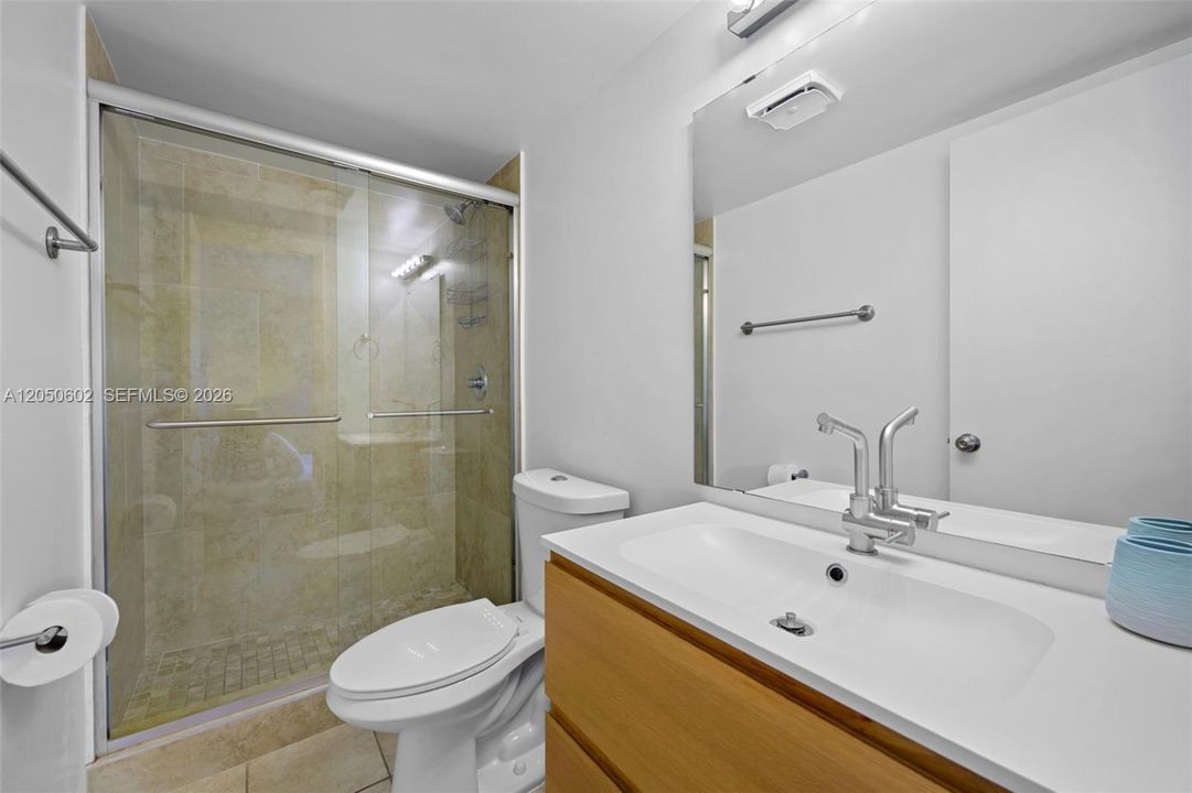 В аренду: $3,200 (3 спален, 2 ванн, 1750 Квадратных фут)