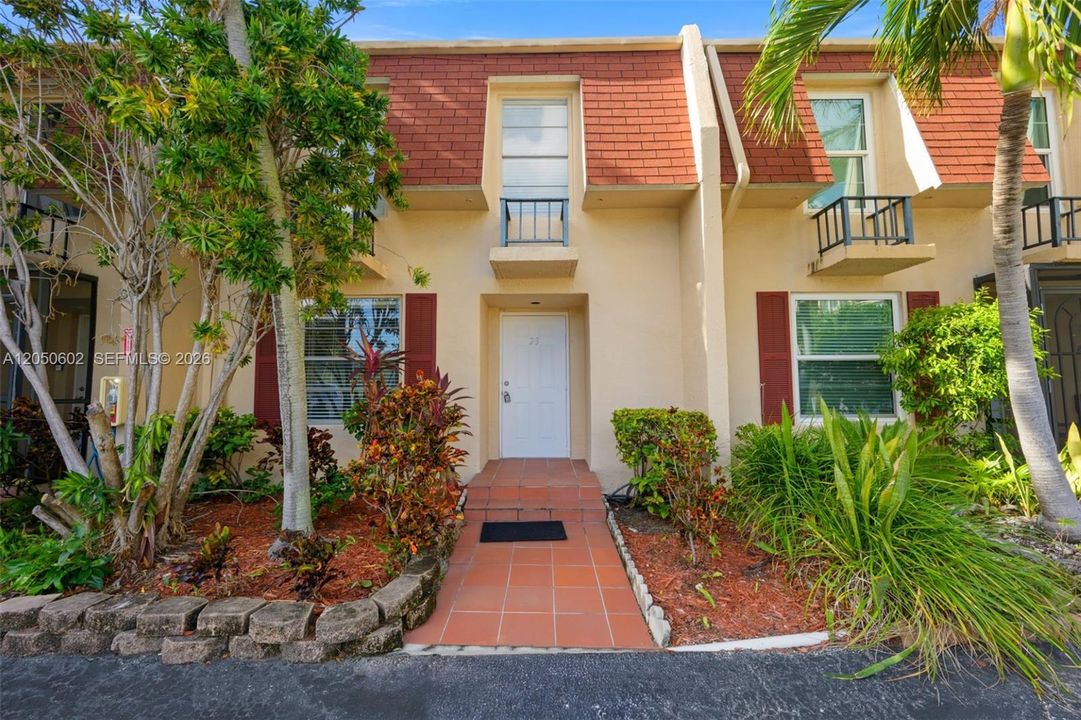 В аренду: $3,200 (3 спален, 2 ванн, 1750 Квадратных фут)