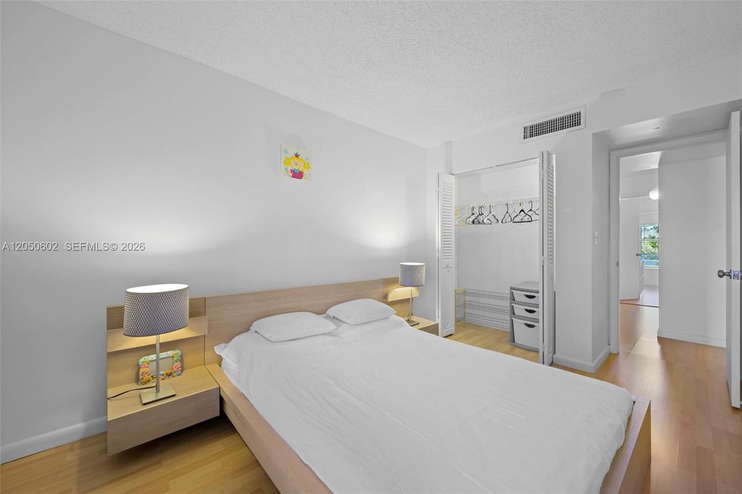 В аренду: $3,200 (3 спален, 2 ванн, 1750 Квадратных фут)