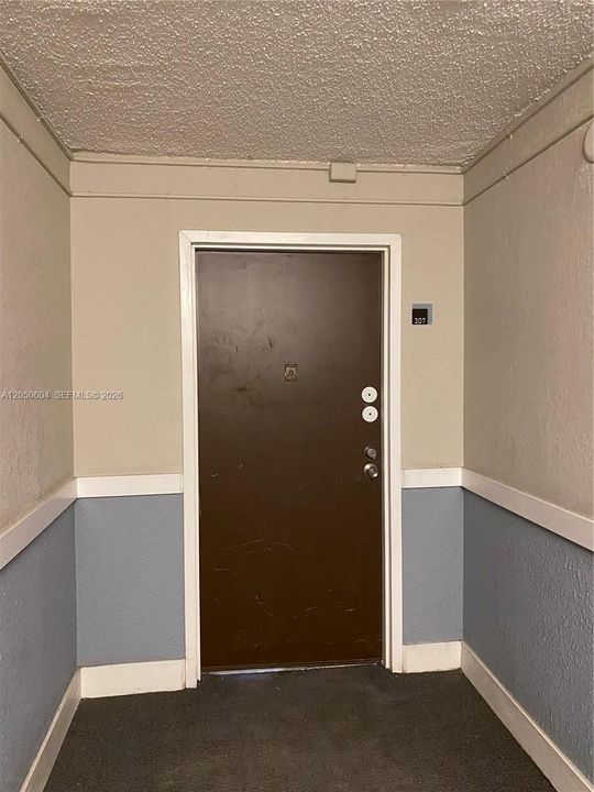 На продажу: $138,000 (1 спален, 1 ванн, 842 Квадратных фут)
