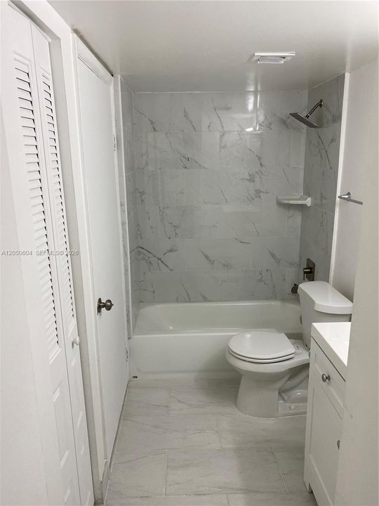 На продажу: $138,000 (1 спален, 1 ванн, 842 Квадратных фут)