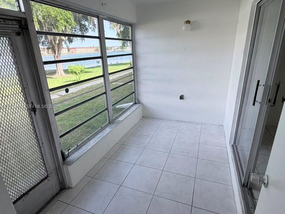 En Renta: $1,650 (1 camas, 1 baños, 850 Pies cuadrados)