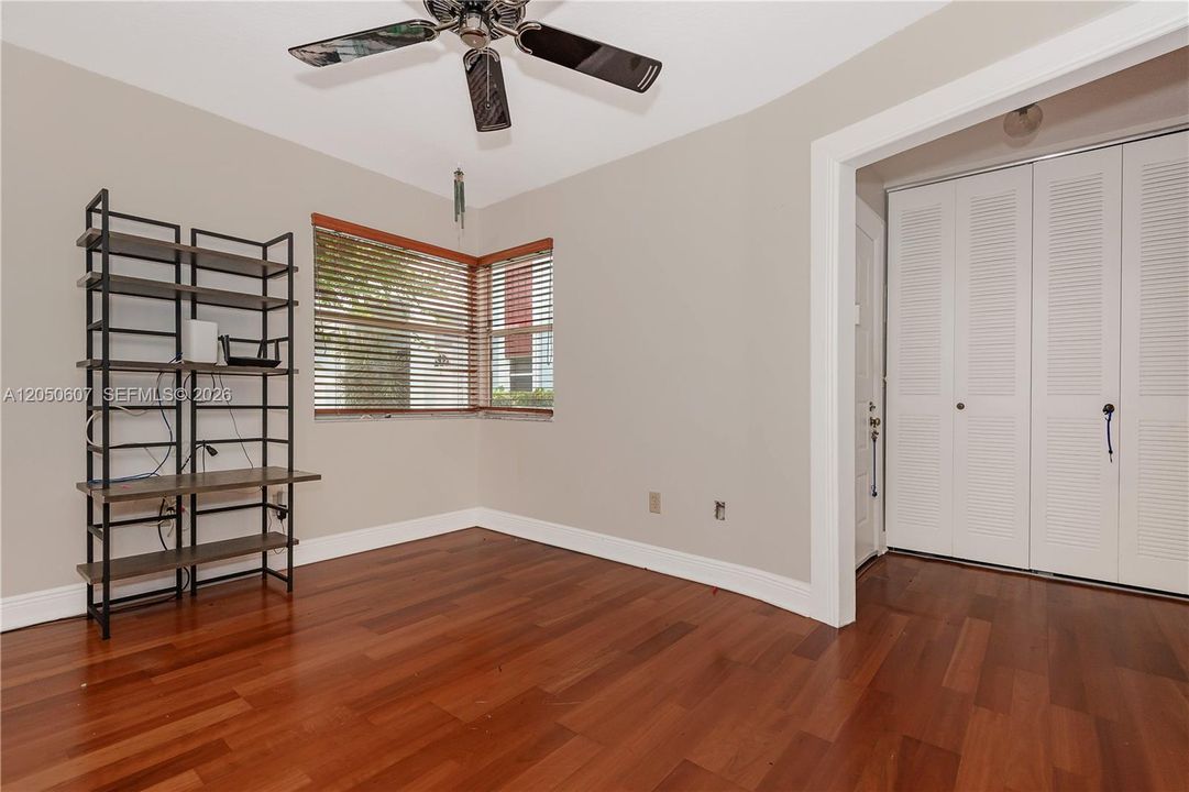 En Venta: $555,000 (3 camas, 2 baños, 1460 Pies cuadrados)