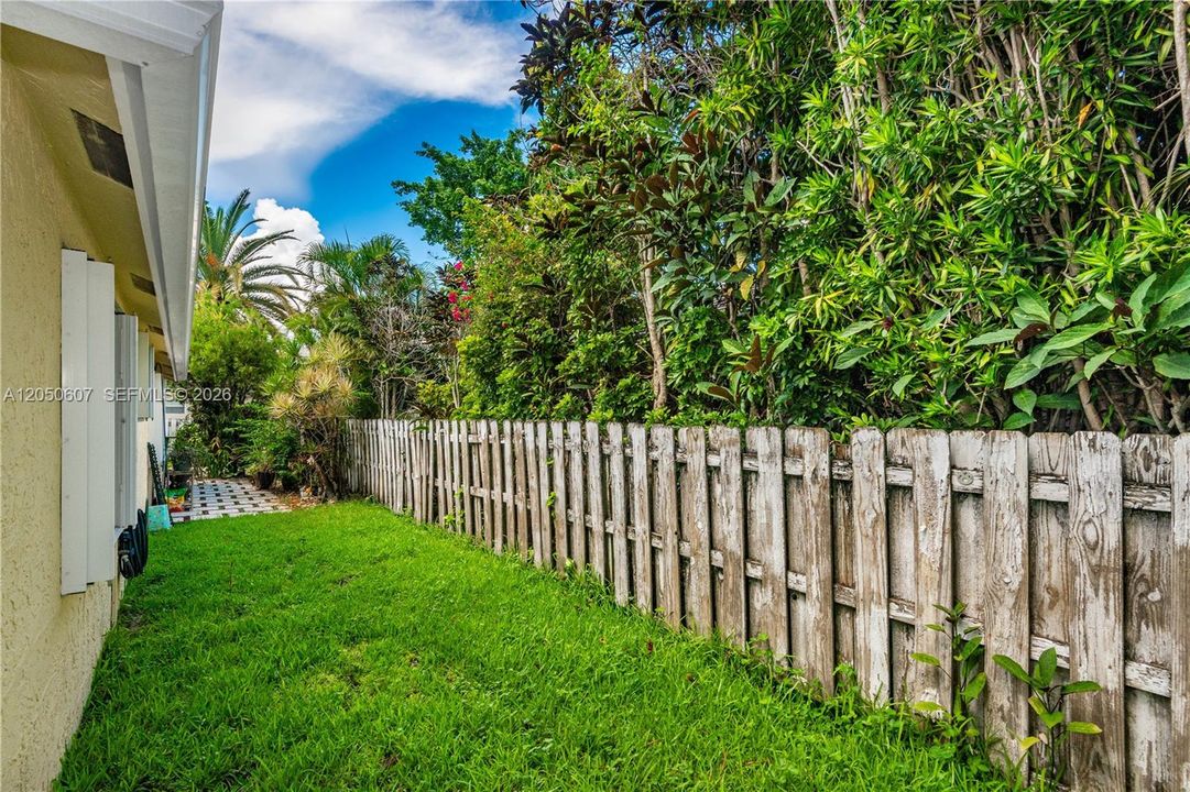 En Venta: $555,000 (3 camas, 2 baños, 1460 Pies cuadrados)
