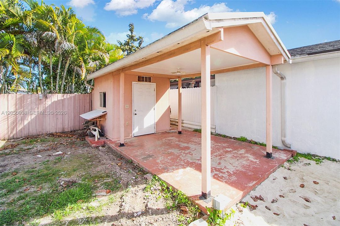 For Sale: $500,000 (2 beds, 2 baths, 1156 Square Feet)