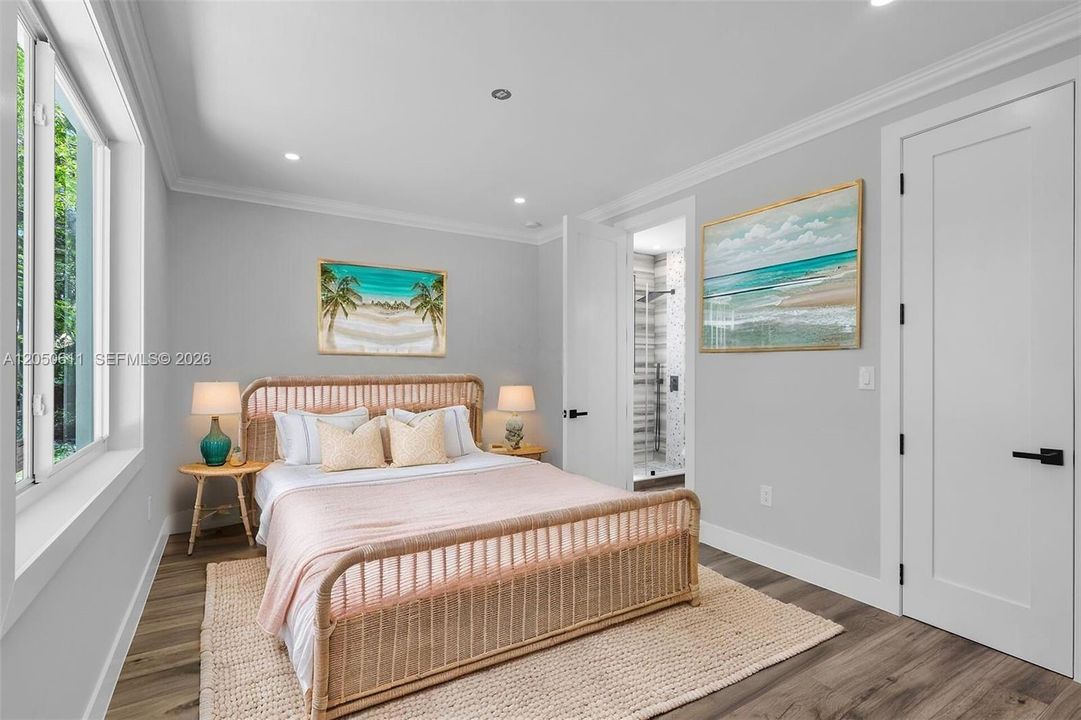 En Venta: $799,000 (3 camas, 2 baños, 1552 Pies cuadrados)