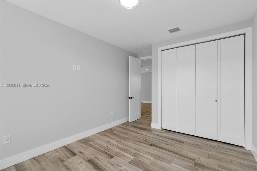 En Venta: $799,000 (3 camas, 2 baños, 1552 Pies cuadrados)