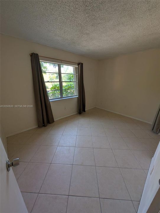 En Venta: $148,000 (2 camas, 2 baños, 1290 Pies cuadrados)