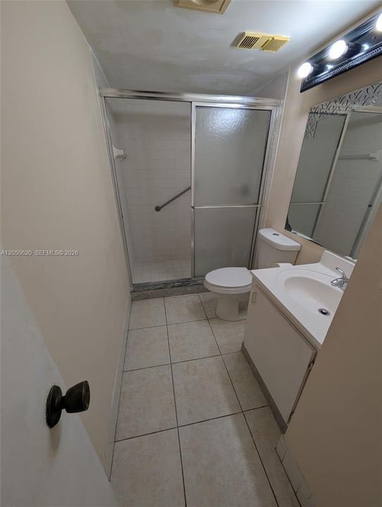 En Venta: $148,000 (2 camas, 2 baños, 1290 Pies cuadrados)