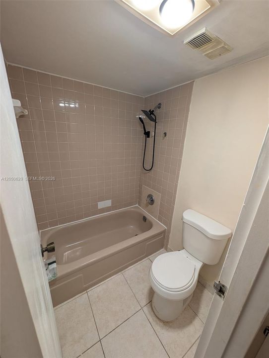 En Venta: $148,000 (2 camas, 2 baños, 1290 Pies cuadrados)