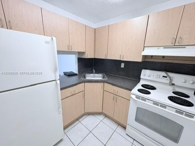 В аренду: $1,675 (1 спален, 1 ванн, 580 Квадратных фут)