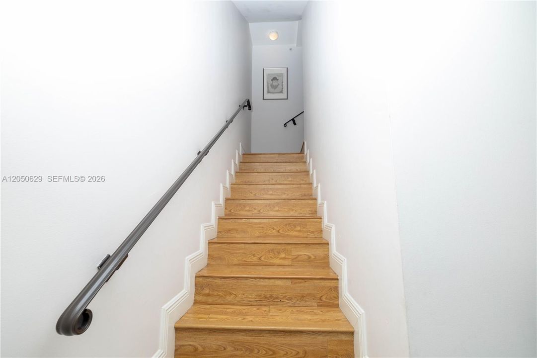 En Venta: $739,000 (3 camas, 2 baños, 1797 Pies cuadrados)