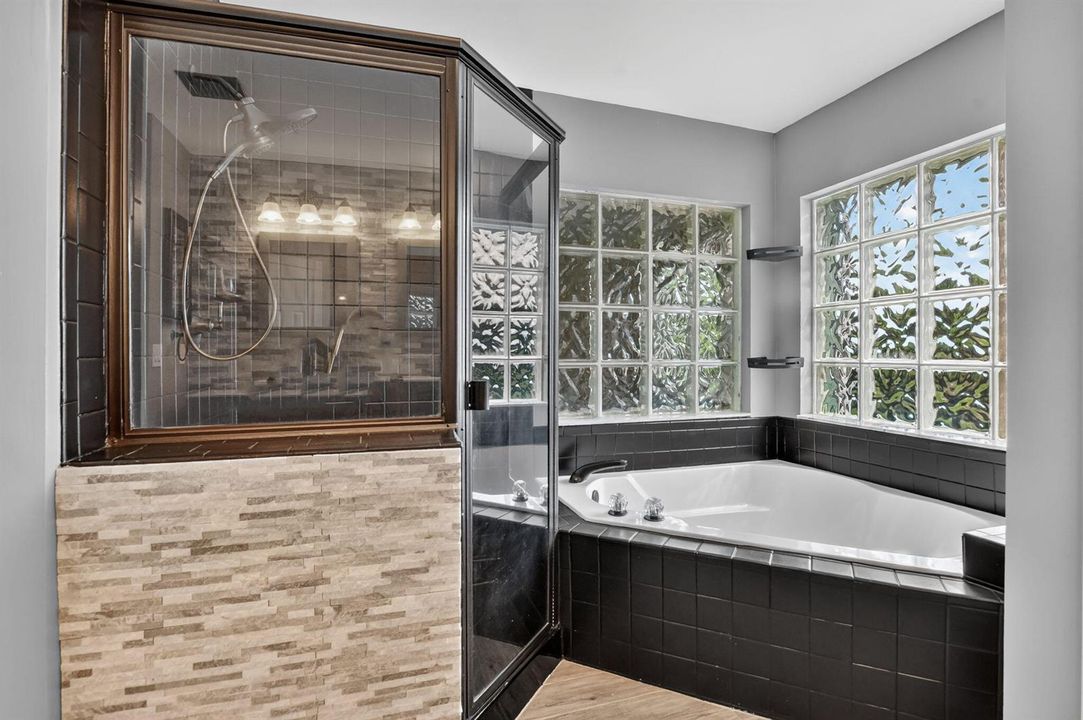 Primary en suite