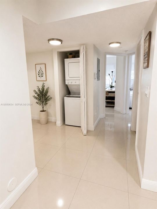 В аренду: $2,850 (3 спален, 2 ванн, 1120 Квадратных фут)