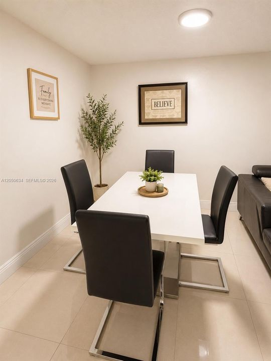В аренду: $2,850 (3 спален, 2 ванн, 1120 Квадратных фут)