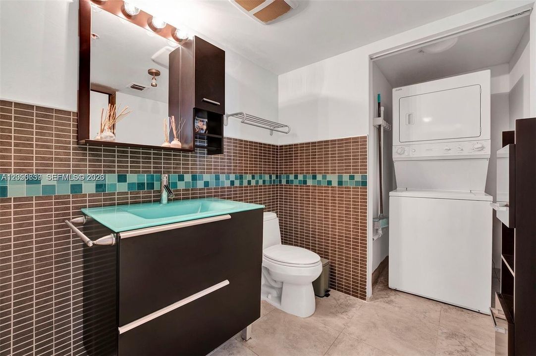 На продажу: $759,000 (1 спален, 2 ванн, 1000 Квадратных фут)
