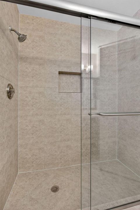 42-web-or-mls-9812 interiors-4581