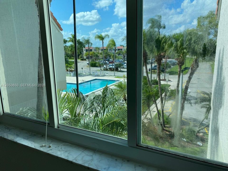 Recently Rented: $2,450 (2 beds, 2 baths, 1106 Square Feet)