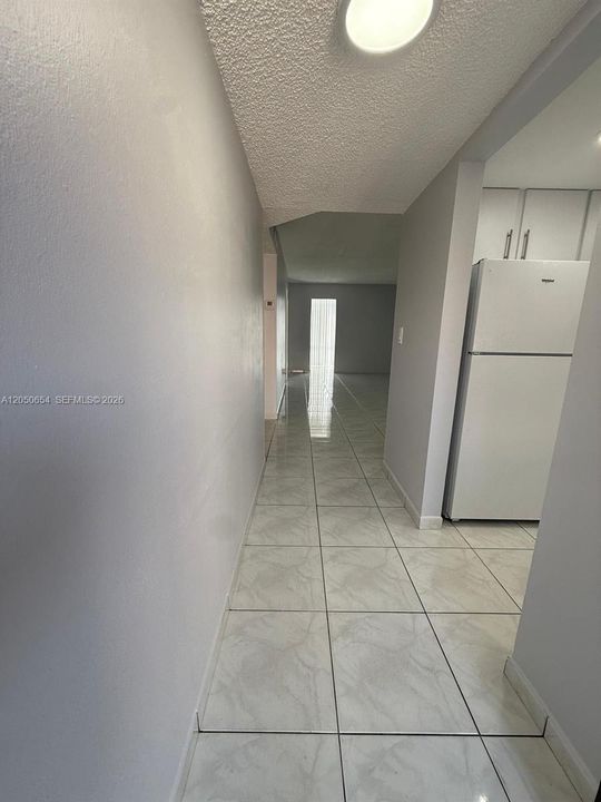 En Venta: $265,000 (2 camas, 2 baños, 925 Pies cuadrados)