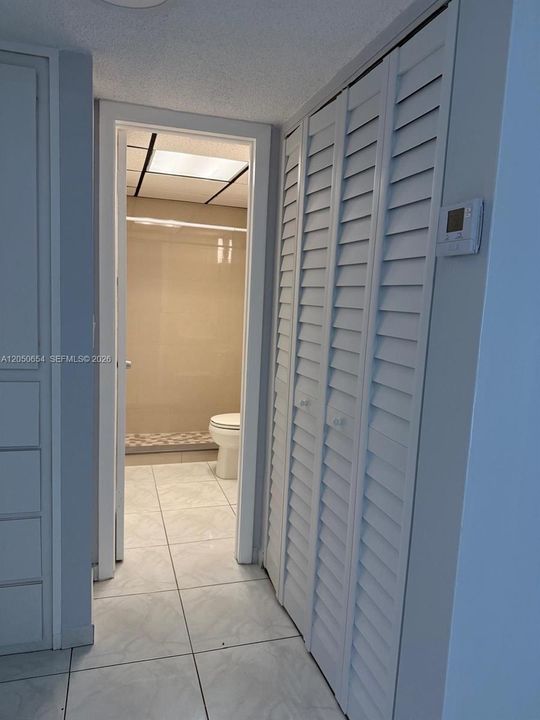 En Venta: $265,000 (2 camas, 2 baños, 925 Pies cuadrados)