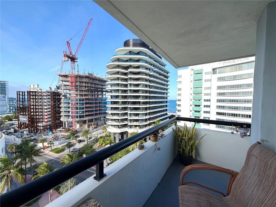 For Rent: $3,600 (2 beds, 2 baths, 1085 Square Feet)