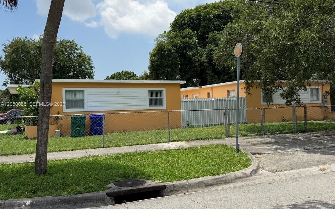 En Venta: $1,100,000 (0 camas, 0 baños, 2450 Pies cuadrados)