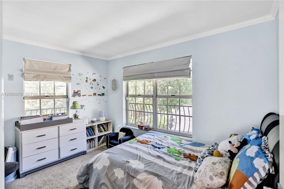 В аренду: $6,150 (3 спален, 2 ванн, 1220 Квадратных фут)