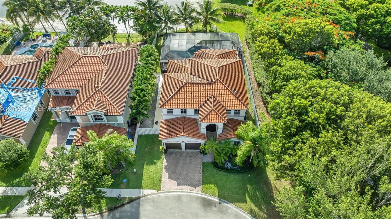На продажу: $875,000 (4 спален, 3 ванн, 2693 Квадратных фут)