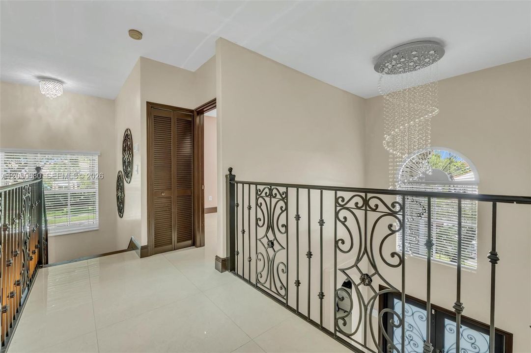 На продажу: $875,000 (4 спален, 3 ванн, 2693 Квадратных фут)