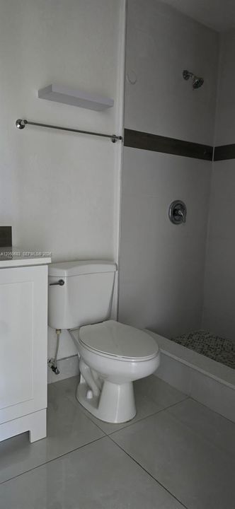В аренду: $1,800 (2 спален, 2 ванн, 1000 Квадратных фут)