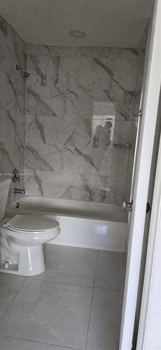 В аренду: $1,800 (2 спален, 2 ванн, 1000 Квадратных фут)