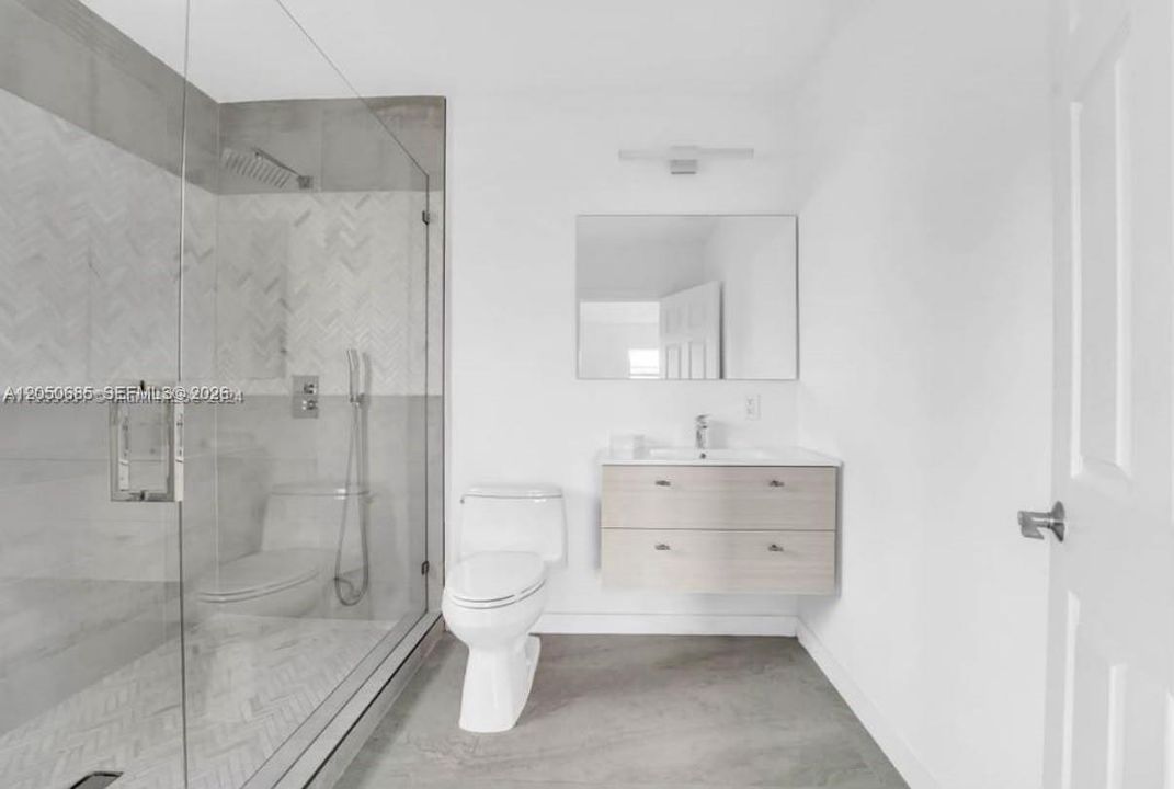 For Sale: $1,650,000 (3 beds, 2 baths, 1485 Square Feet)