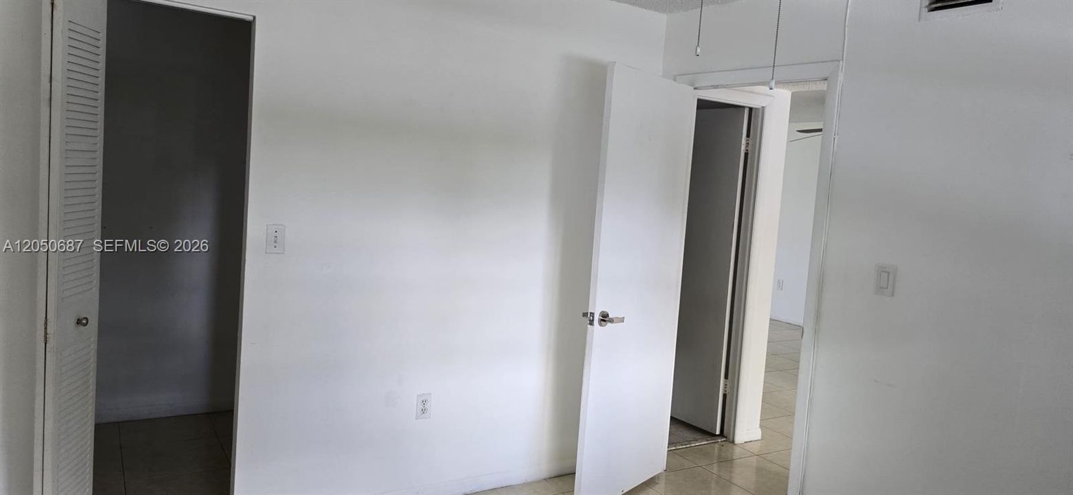 В аренду: $1,600 (2 спален, 2 ванн, 1000 Квадратных фут)