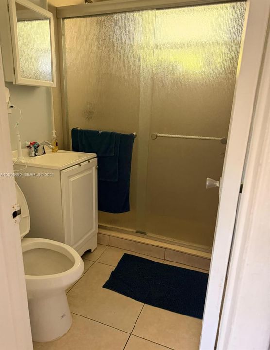 En Venta: $649,000 (0 camas, 0 baños, 1408 Pies cuadrados)