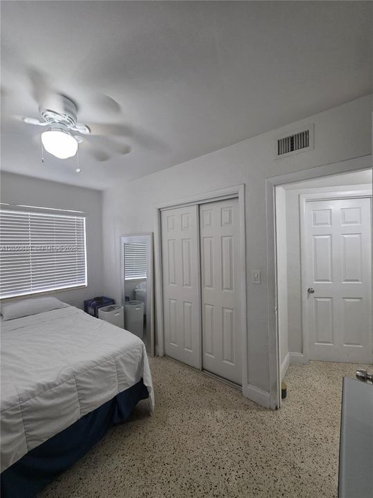 En Venta: $649,000 (0 camas, 0 baños, 1408 Pies cuadrados)