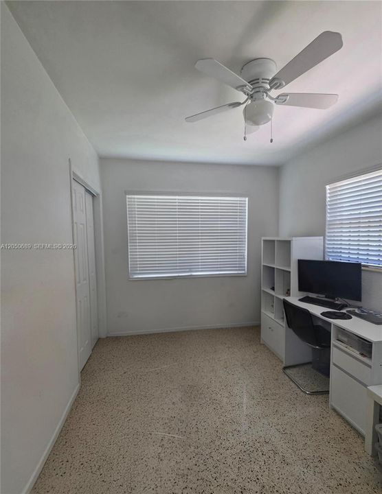 En Venta: $649,000 (0 camas, 0 baños, 1408 Pies cuadrados)