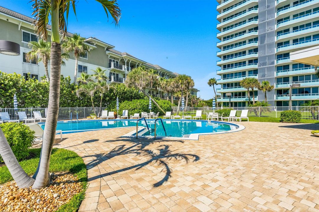 3554 Ocean Drive South - 702-467