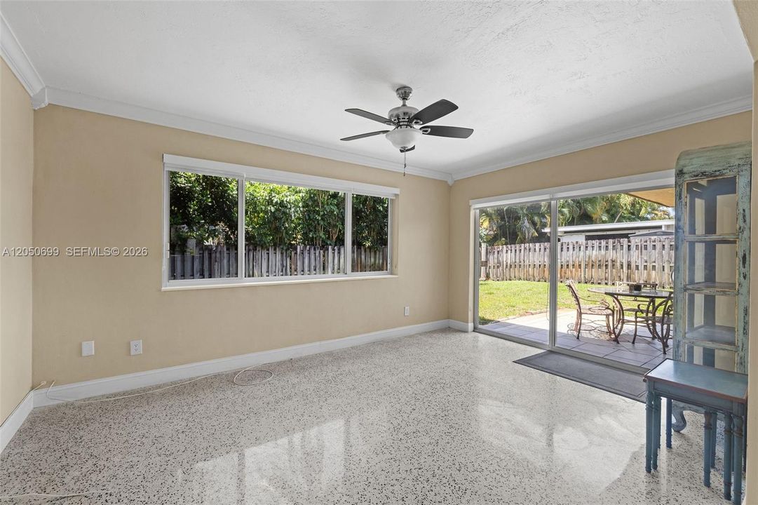 For Sale: $659,000 (5 beds, 3 baths, 1715 Square Feet)