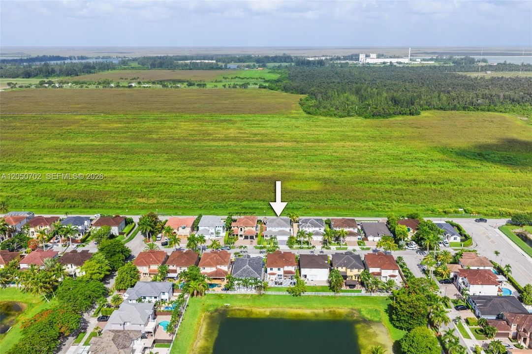 For Sale: $825,000 (4 beds, 3 baths, 2528 Square Feet)