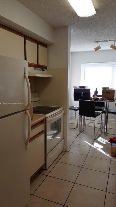 В аренду: $1,550 (1 спален, 1 ванн, 695 Квадратных фут)