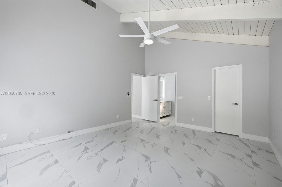 For Sale: $749,000 (3 beds, 2 baths, 1624 Square Feet)